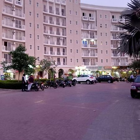 Omaxe Vrindavan Dham Hotel Exterior photo